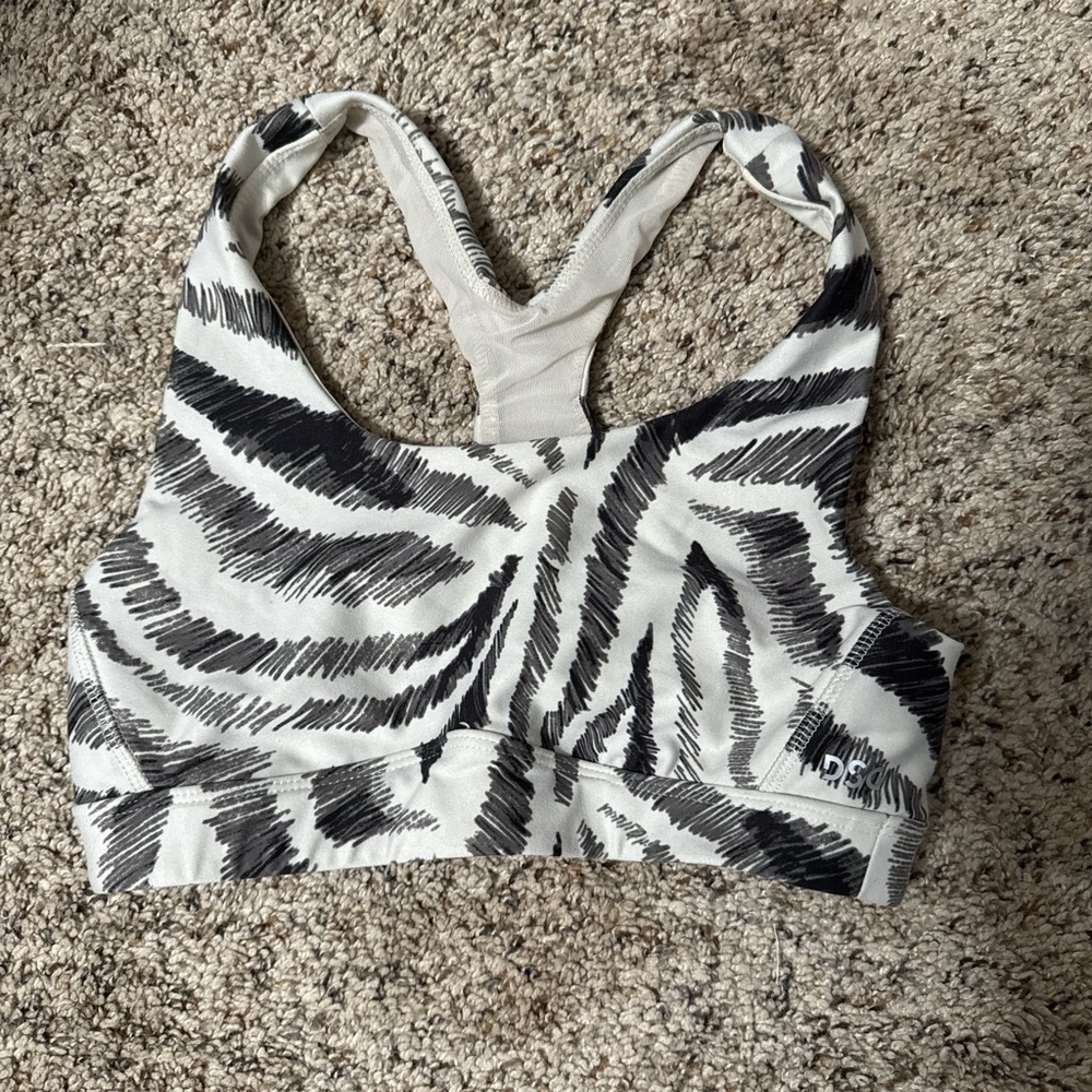Stylish Zebra Print Sports Bra